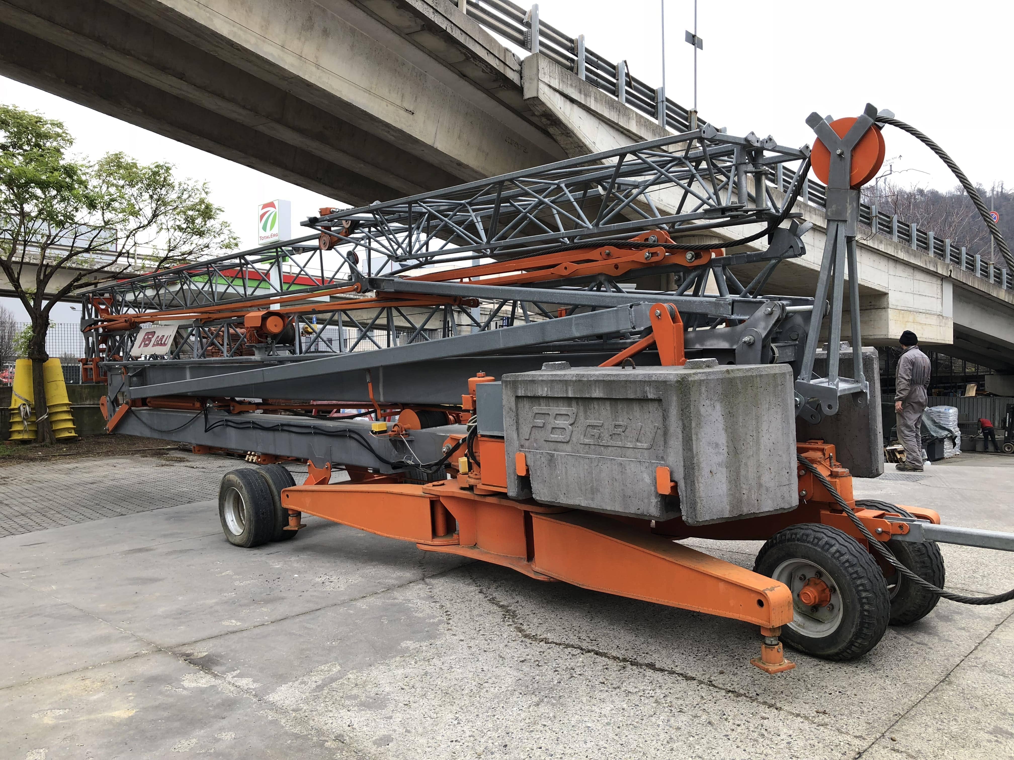 Gru a torre FB GA130